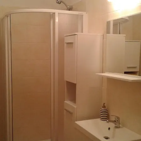 Upartment アパート Poděbrady